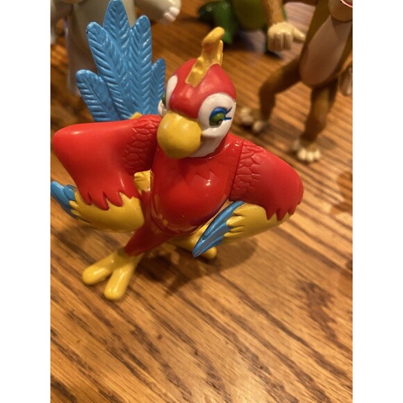 Rainforest Cafe Posable Animal Toy Figures Lot of 8 Gorilla Monkeys Parrot frog - Picture 4 of 13